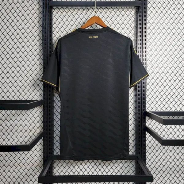 Real Madrid 2011/12 Away Retro Jersey - Image 6