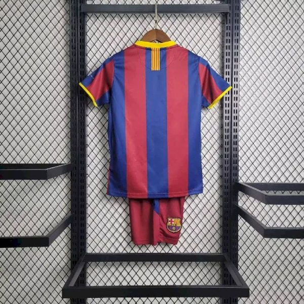 Barcelona 2010/11 Home Kids Kit - Image 10