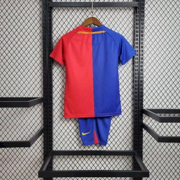 Barcelona 2008/09 Home Kids Kit - Image 8