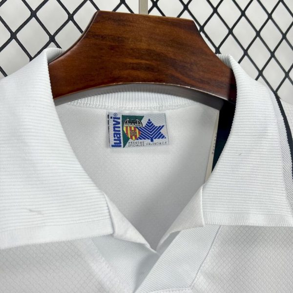 Valencia Cf 1996/97 Home Retro Jersey - Image 7