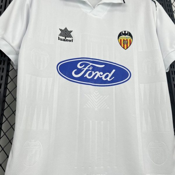 Valencia Cf 1996/97 Home Retro Jersey - Image 4